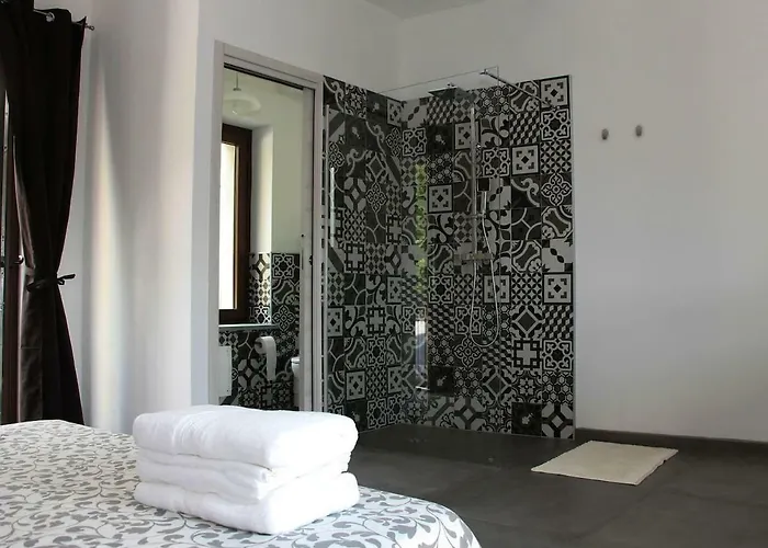 Casa Lidia Locazione Breve Tatil Evi *